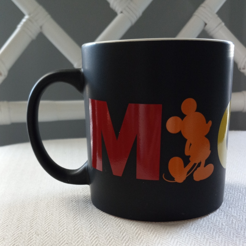 DISNEY RAINBOW MICKEYMOUSE MUG